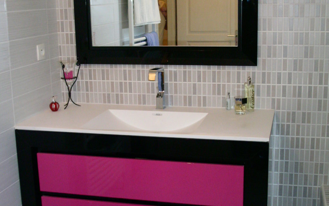 Baignoire – meuble vasque – douche